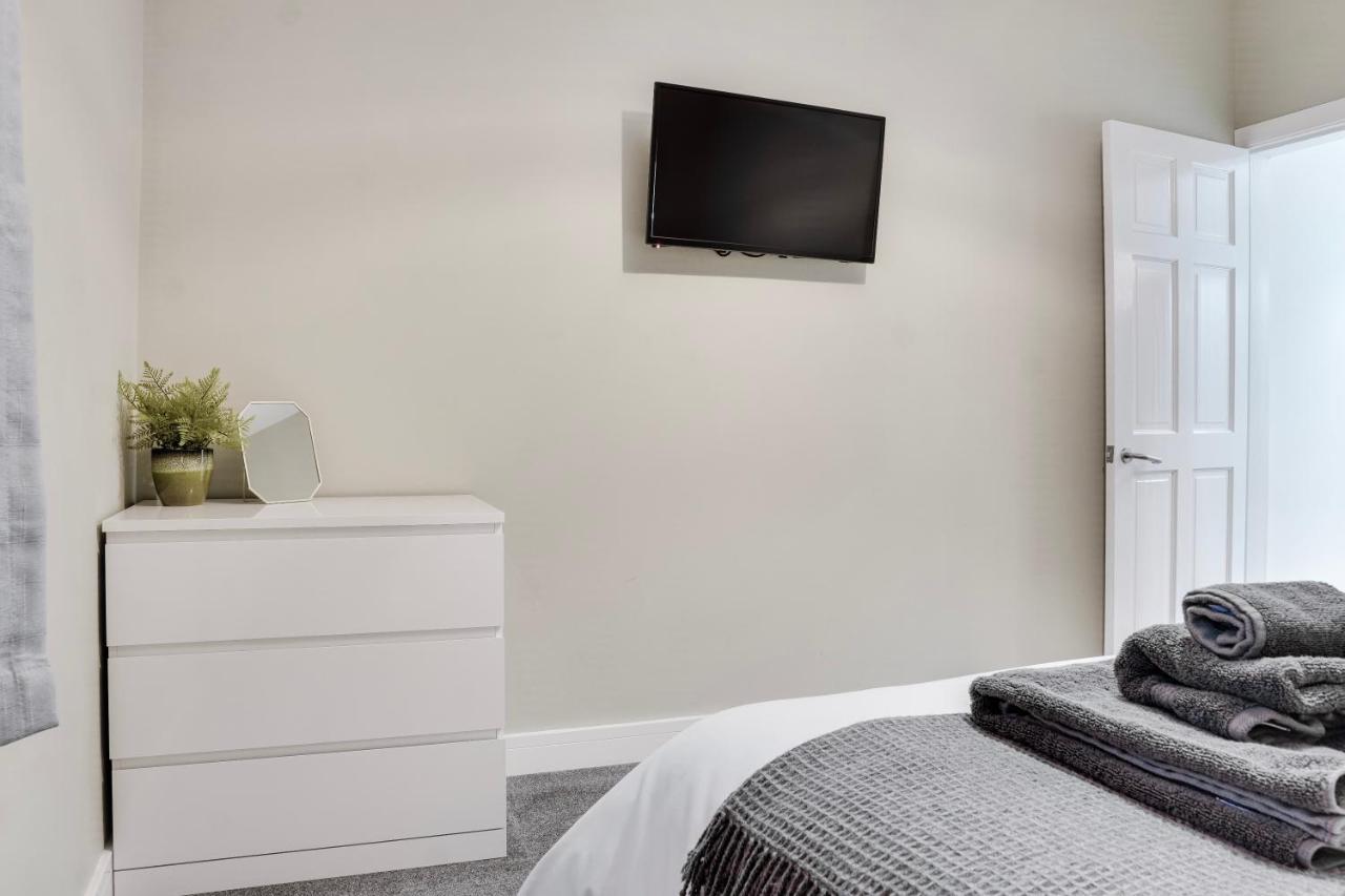 Birkenhead - 2 Bedroom House ภายนอก รูปภาพ